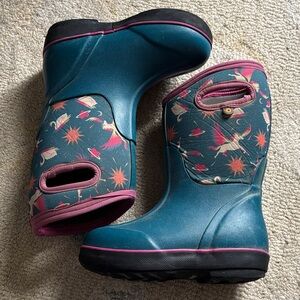 Bogs Kids' Teal and Pink Patterned Boots